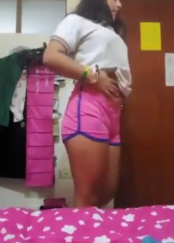 Colegiala cachonda + Vídeo 17