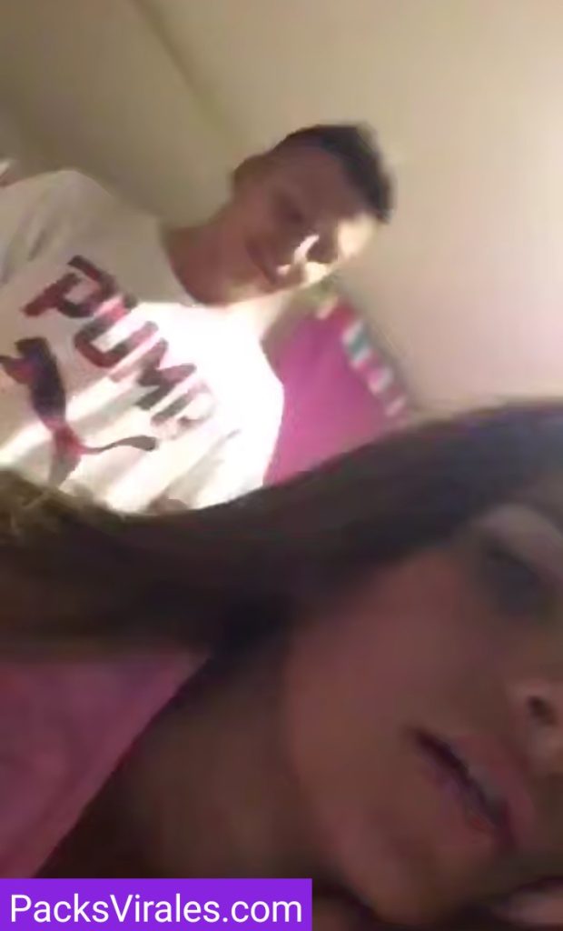 Morra Blanquita Se Graba Cogiendo 10