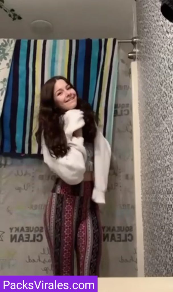 Muy Linda Y Tímida La Morra 10