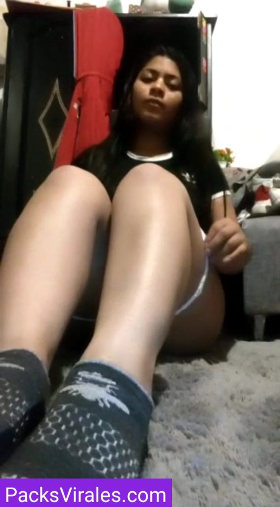 Morra Morochita Se Mete Cosas En La Panocha 10