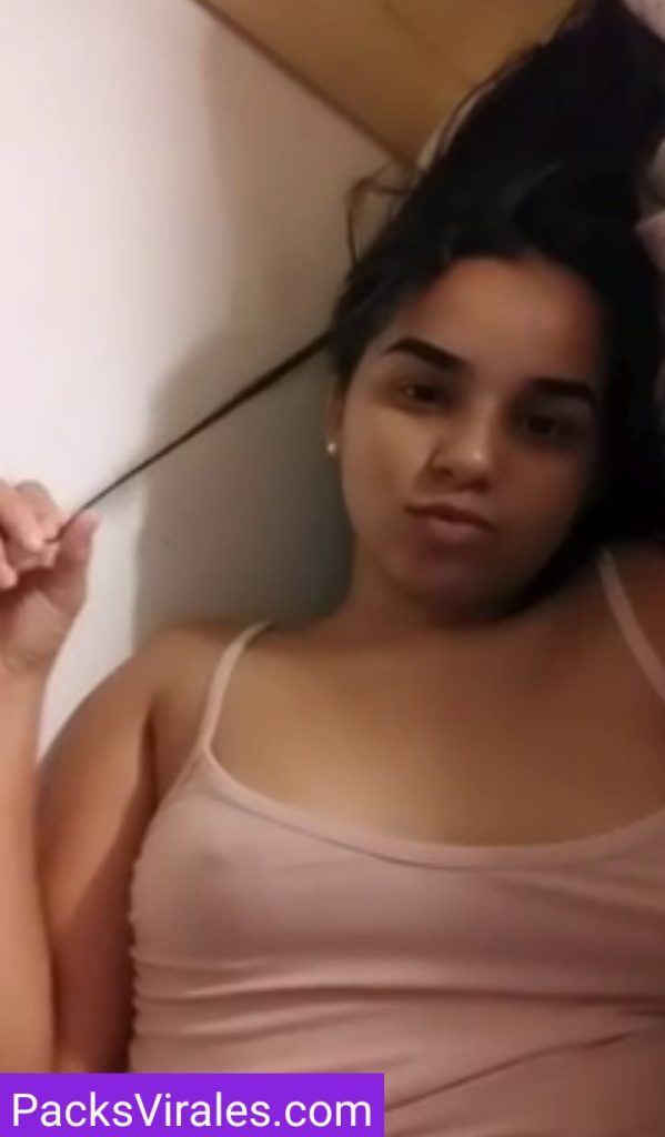 Nena De Ricos Pezones Se Desnuda En Varias Posiciones+ Vídeo Full 10