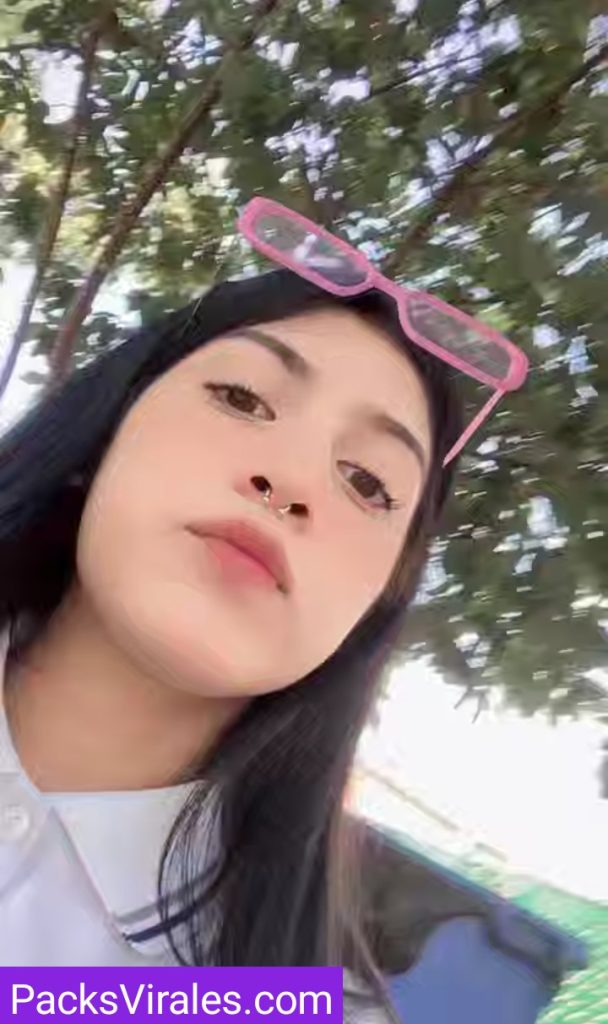 Chava Colegiala Preciosa+ 3 Videos 10