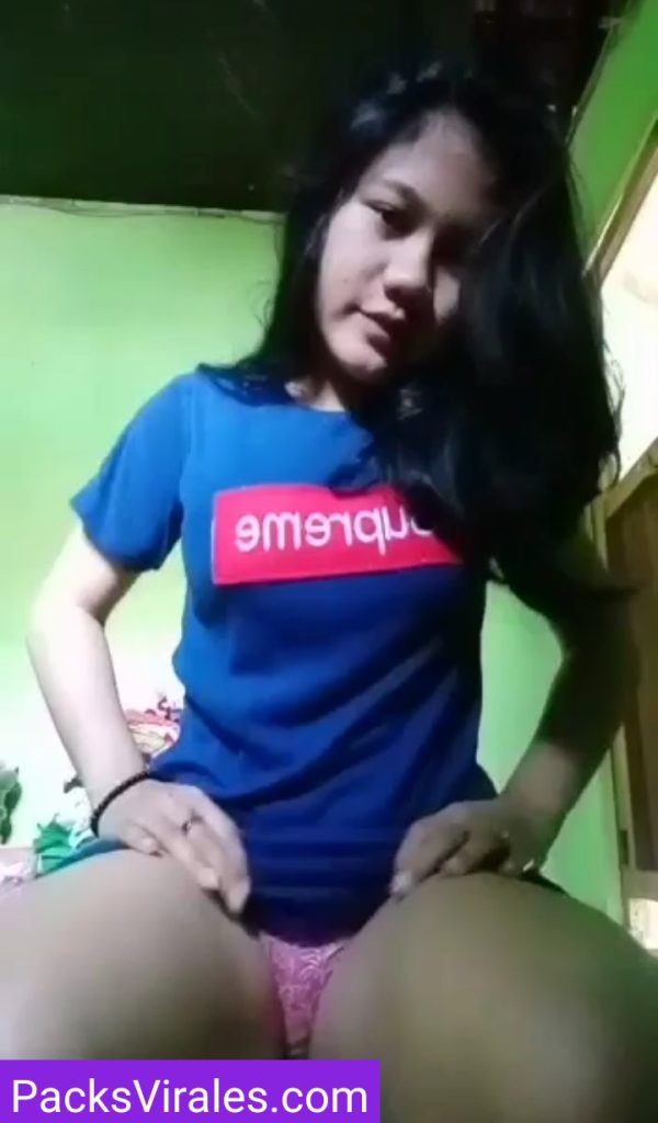 Morrita Piernuda + Vídeo Full Masturbándose 10