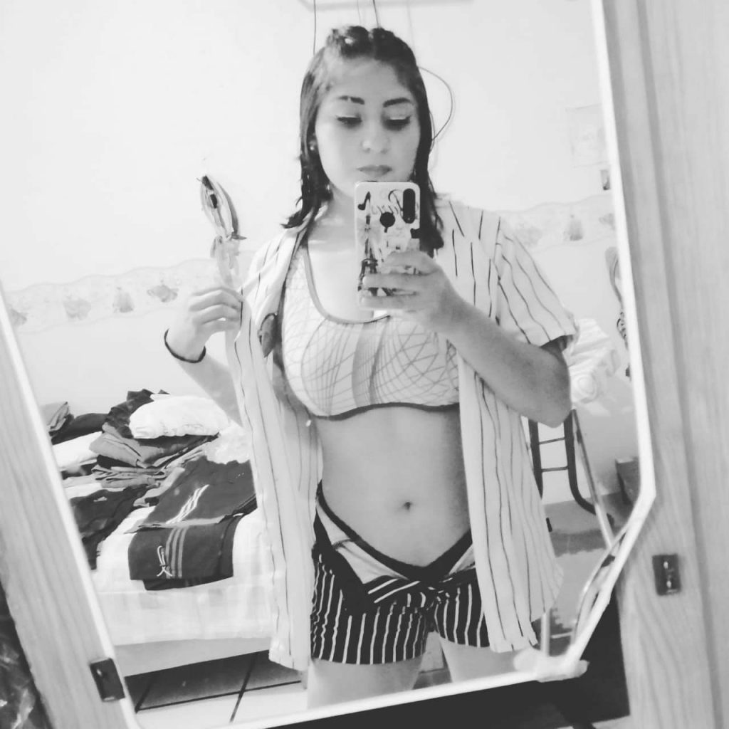 Preciosa Mina Chichona + Pack Completo [ Nudes y Vídeos ] 10