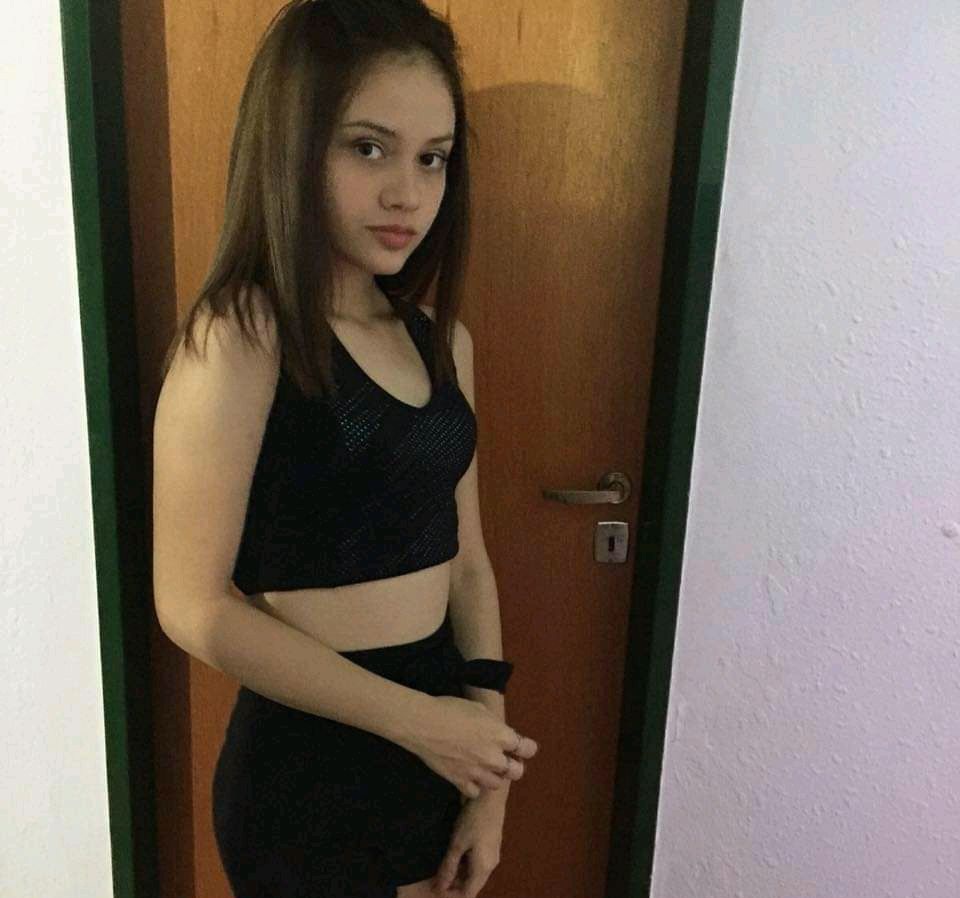 Flaquita Bella Filtradita + Vídeo Cogiendo Como Putita 10