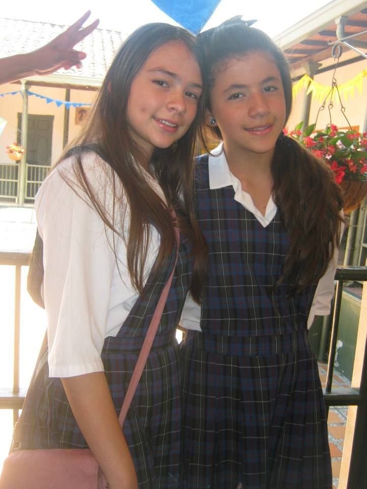 Preciosa Colegiala La Filtran Mostrando La Panocha Y Las Tetas 10