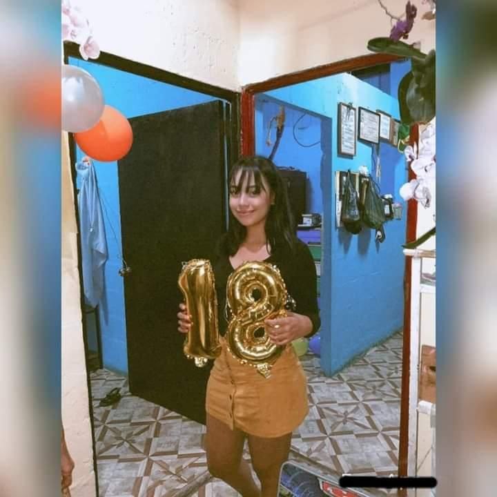 Morra Ya Es Legal Y Le Sacan El Pack De Una Vez 10