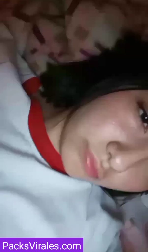 Colegiala Blanquita Se Da Dedos Y Se Toca La Conchita 10