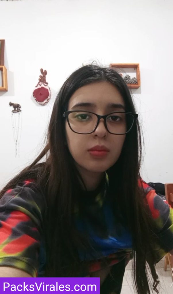 Morrita Blanca Tetona En Rico Directo + Vídeo Full 10