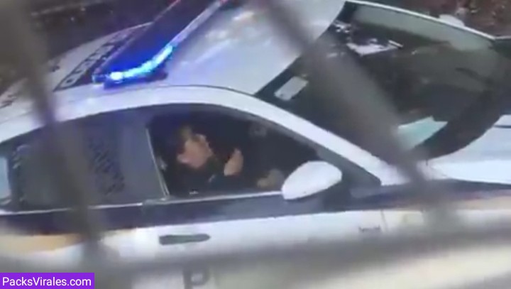 Vídeos Virales De La Policía Gritona 10
