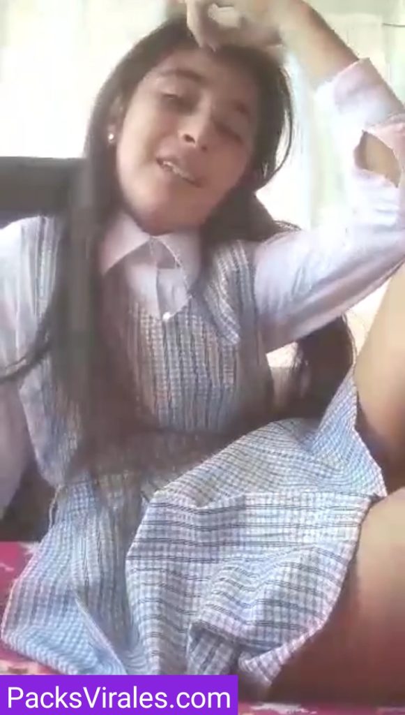 Morra Estudiante De Rica Piernas + Vídeo Mostrando Todo 10