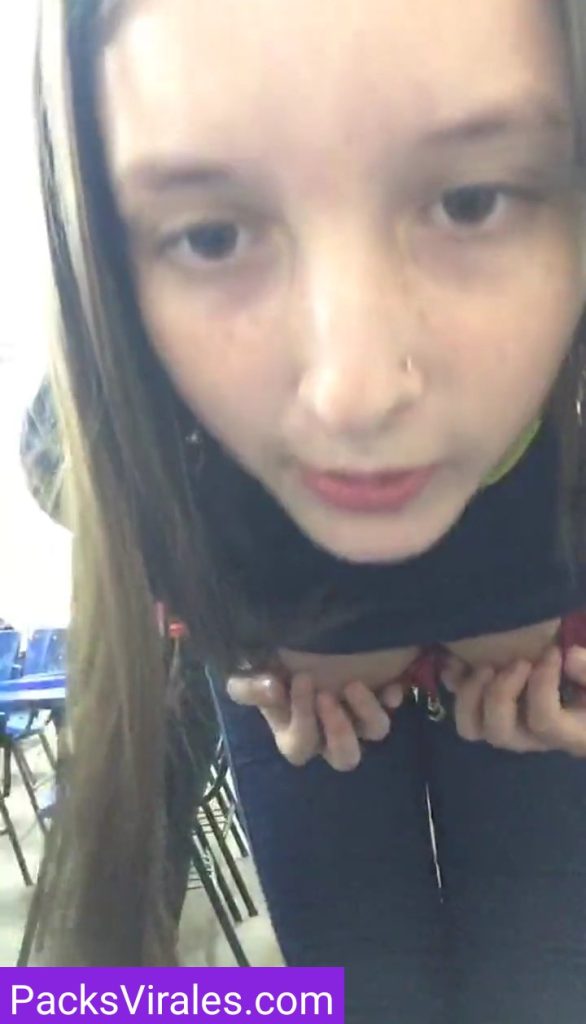 Estudiantes Mostrando Todo En El Aula + Vídeos 10