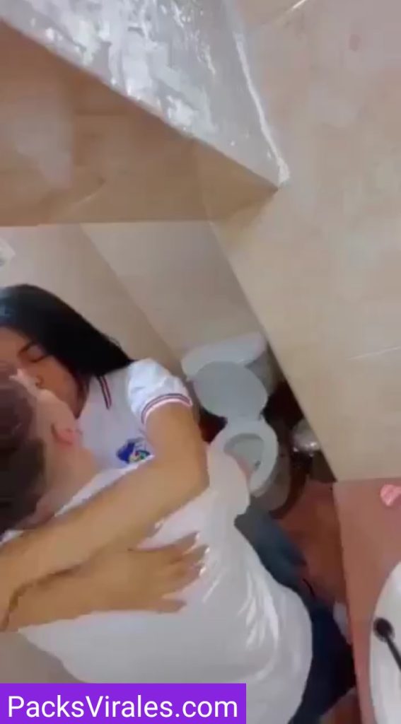 Culeada En Los Baños Del Cole + 12 Minutos 10