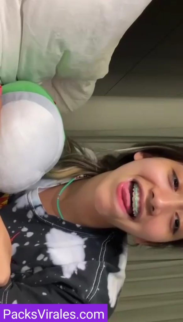 Rica y deliciosa chava traviesa + 3 Videos 10