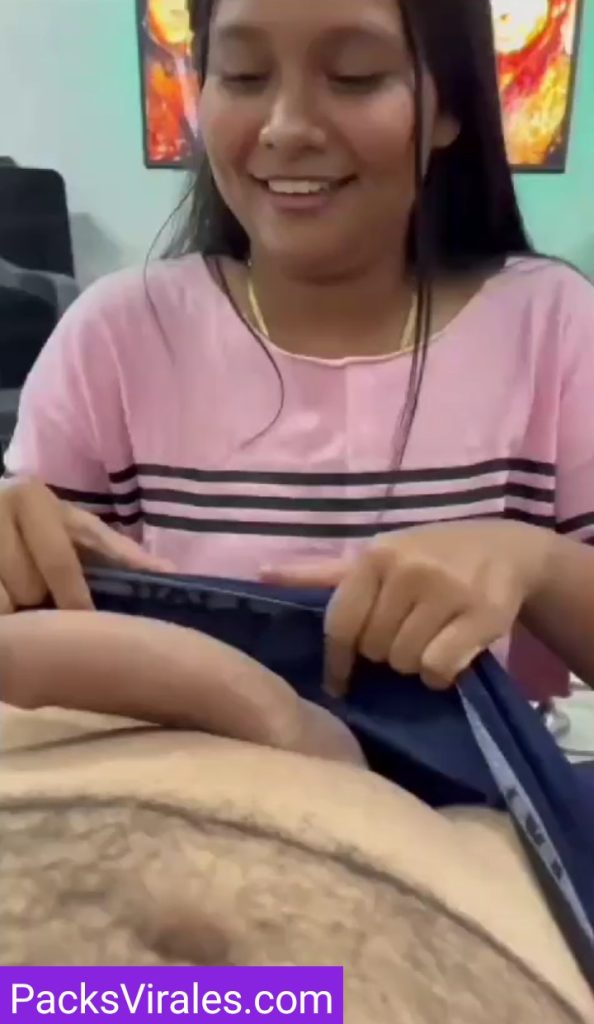 Preciosa Minita Se Le Van Los Ojitos Con La Verga + Full Vídeo 10