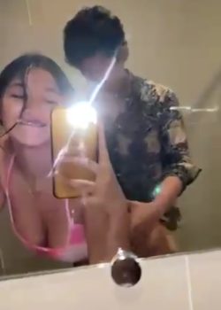 Rica Chava Se Deja Culear En El Baño 19