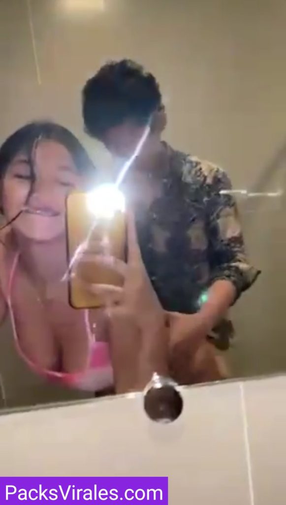 Rica Chava Se Deja Culear En El Baño 10