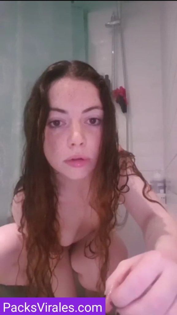 Jovencita Toda Rosada + Vídeo Masturbándose 10