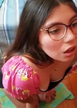 Deliciosa Minita Le Gusta La Leche & La Verga 15