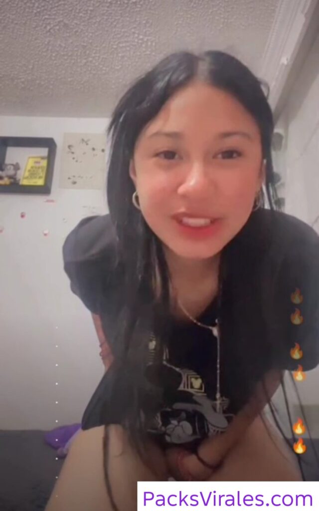 Se mete cosas por la conchita en vivo 10