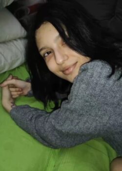 Mina delgadita cogida en todas las poses 8