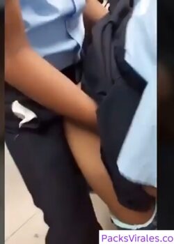 Cogen en el aula y se hacen virales 13