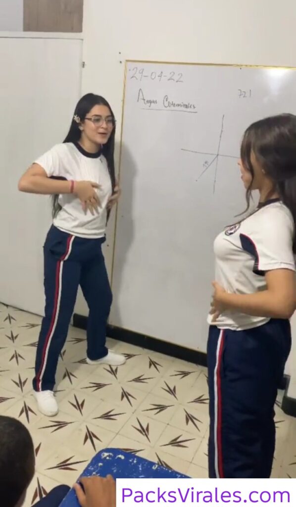 Filtran Vídeos De Las Más Traviesas Del Aula 10