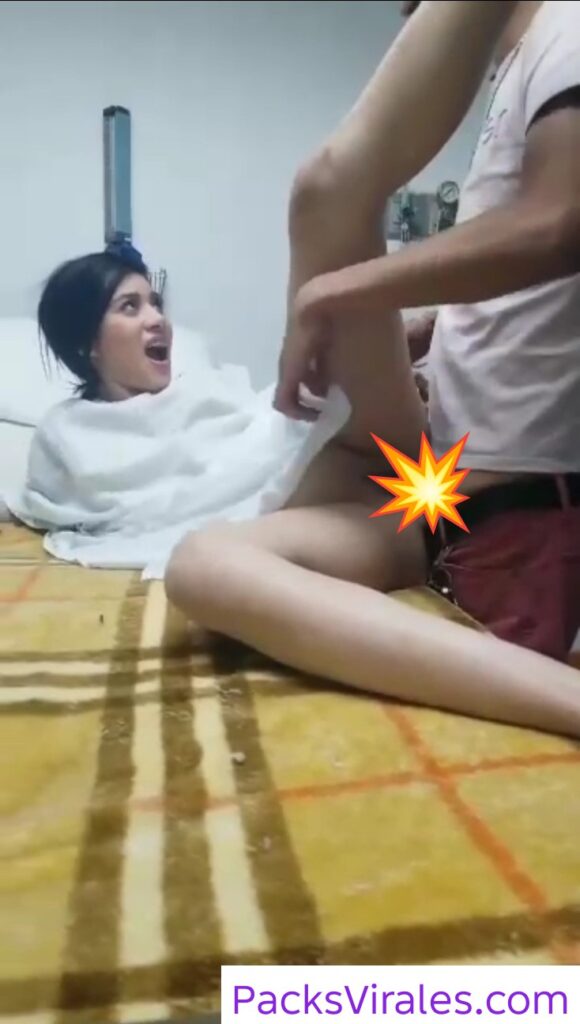 Jovencita Traviesa Cogiendo Con Su Vato + Vídeos Virales 10