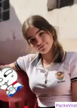 Tetona colegiala y sus videos más virales 12
