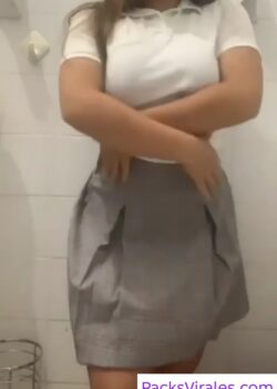 Tímida colegiala Tetona + videos 3