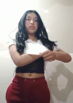 Morra delgada y Ricolina + Video desnuda 4