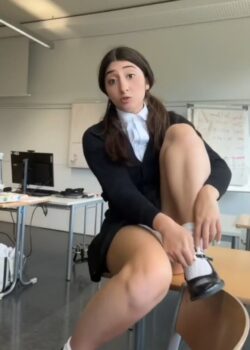 Estudiante putita + videos desnuda 18