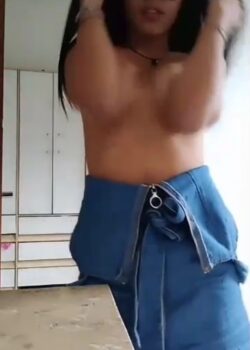 Morra universitaria+ Video Masturbandose 13