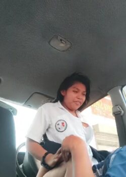 Rica Estudiante Follada En El Auto 1