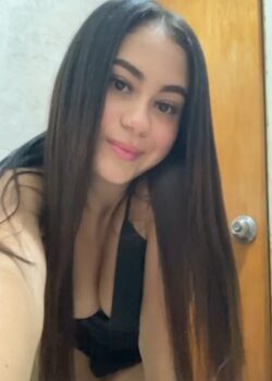 Nena culona le pasa vídeo desnuda a su vato 10