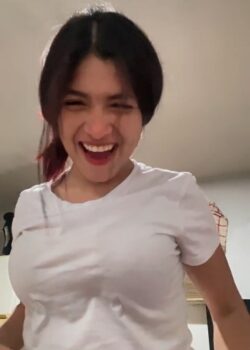 Blanquita Tetona De La Uni 8