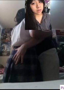 Colegiala filtrada tragando leche & Más 13