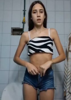 Flaquita Ricolina Se Mete Dedos & Más 4