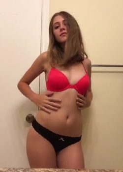 Mina Rubia Se Deja Ver Todita 5