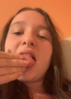 Blanquita Nalgona De Rica Vagina Se Mete Dedos 9