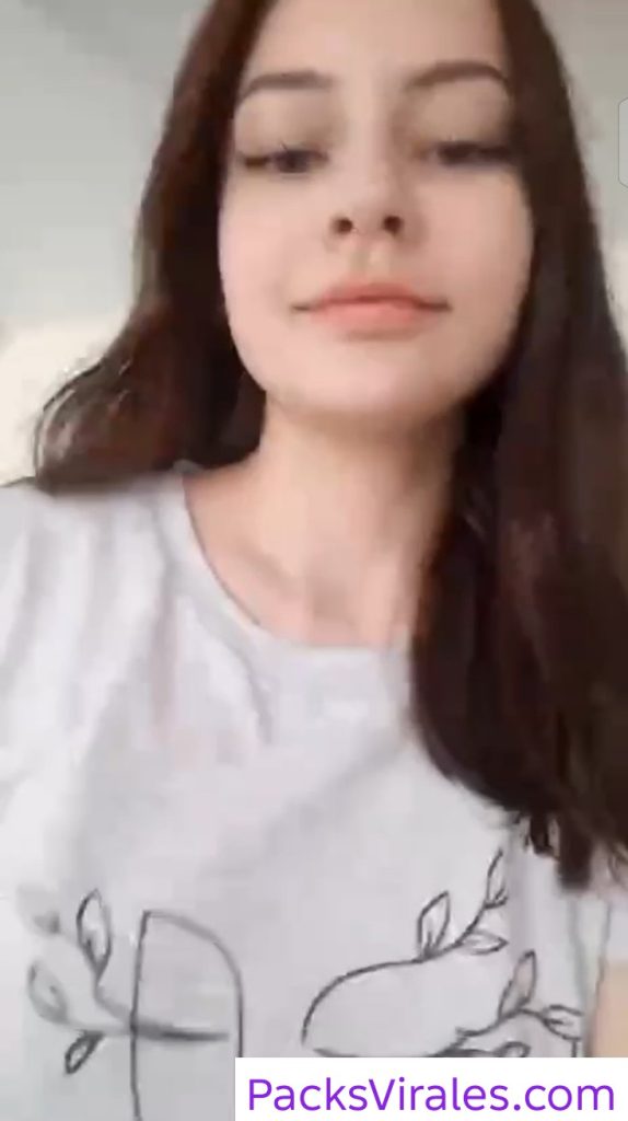 Mina Blanquita Se Masturba Duro 1