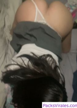 Estudiante golosa se la traga toda 4