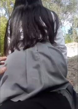 Estudiante Ricolina cogiendo en el monte 15